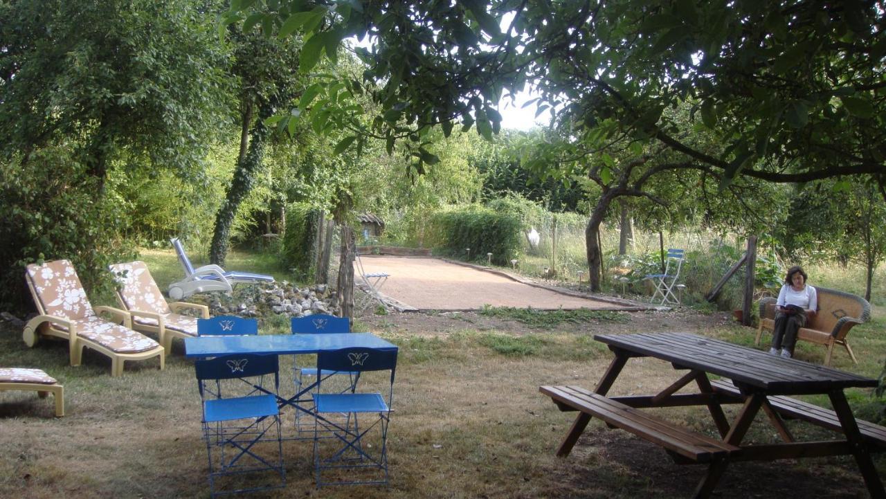 La Maison Du Verger Acquigny Екстериор снимка