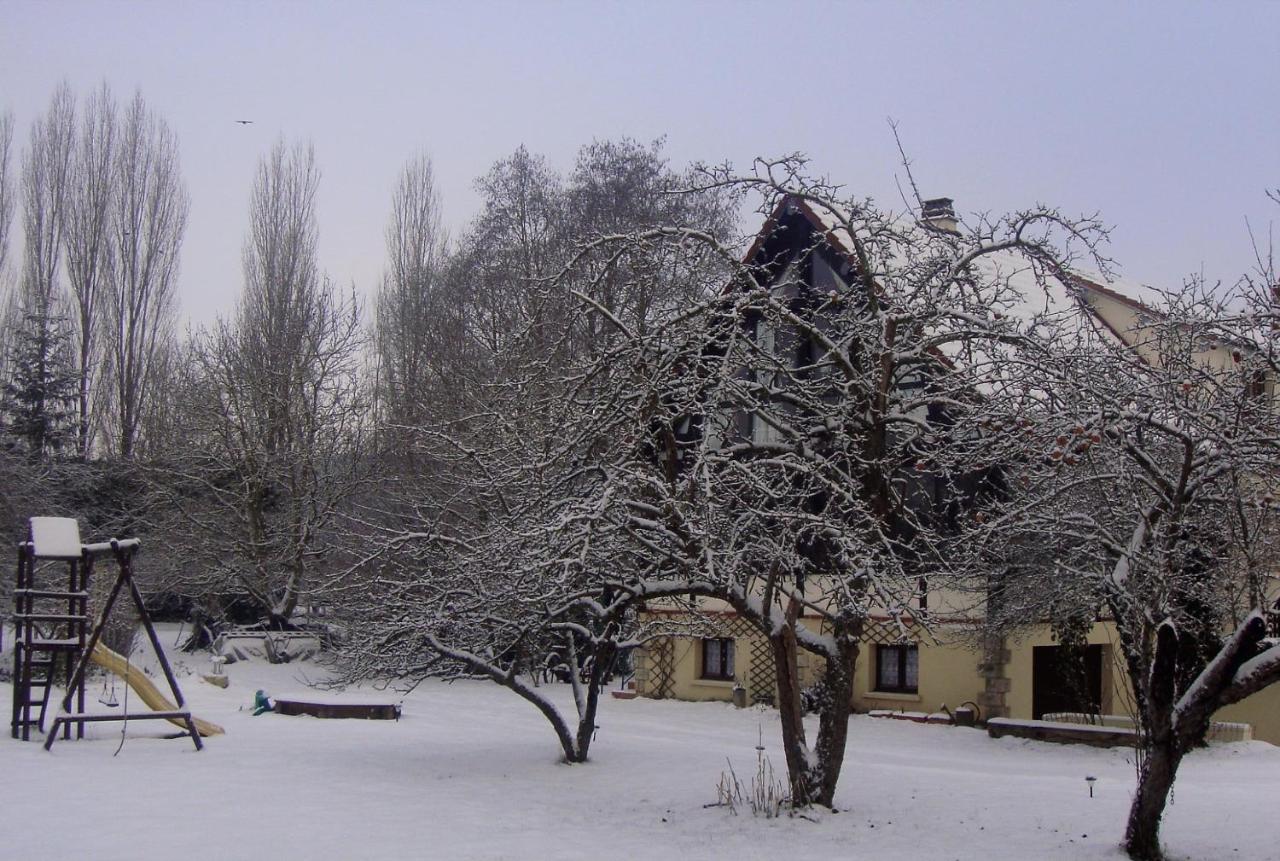 La Maison Du Verger Acquigny Екстериор снимка